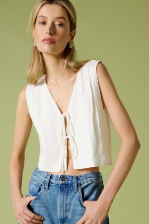THE INVISIBLE STRING TOP