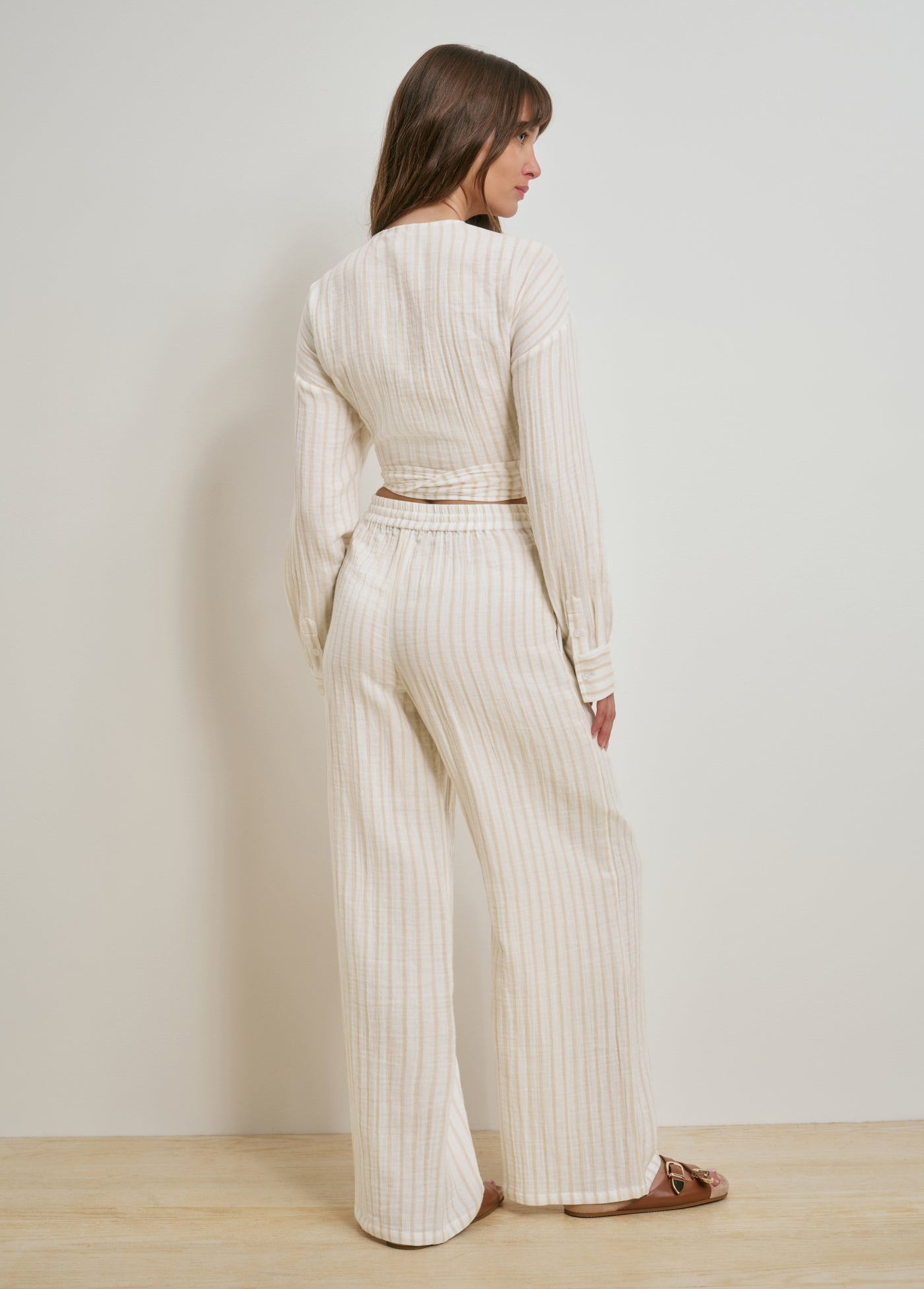 THE SLIP IT ON PANT - Image 5